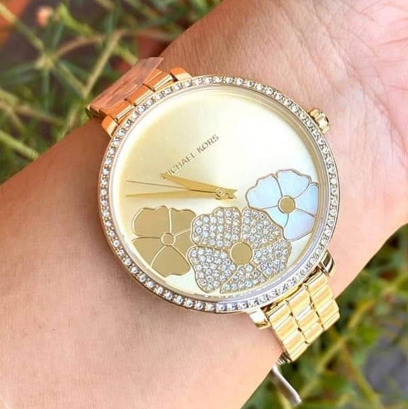 Michael Kors Gold watch - Picture 4 of 6